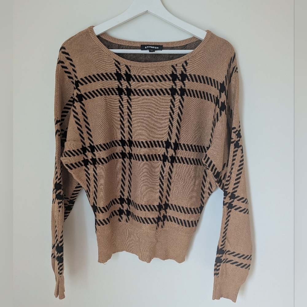 Express Beige and Black Plaid Crewneck Sweater size s academic